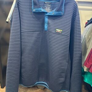 L.L. Bean Navy and Teal Pullover Sweatshirt